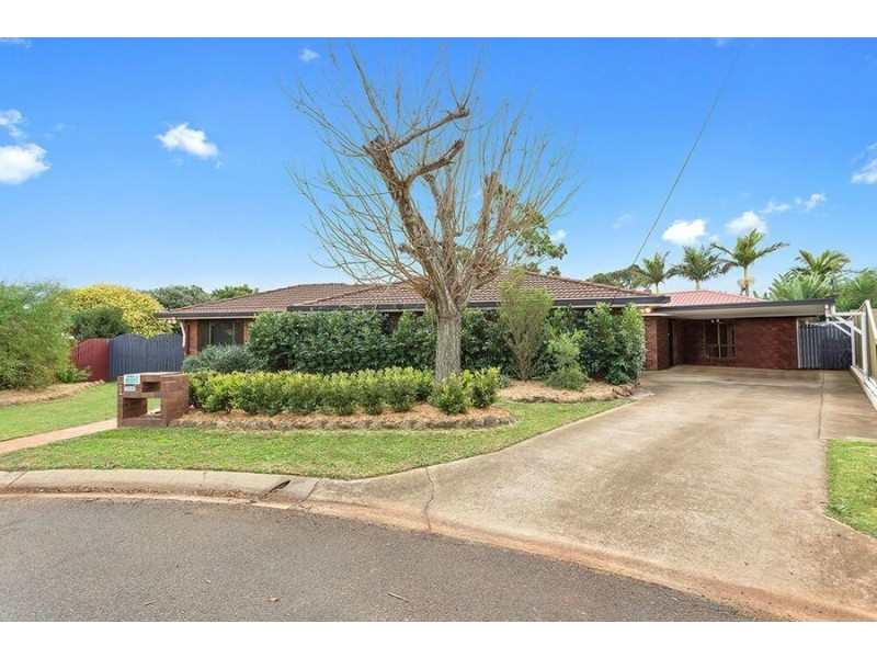 1 Bader Court, Wilsonton QLD 4350
