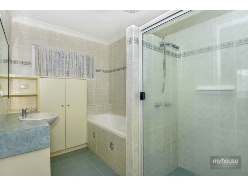 65 Buckland Street, Harristown QLD 4350