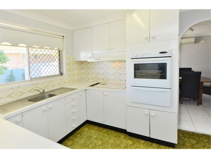 10 Elliott Street, Kearneys Spring QLD 4350