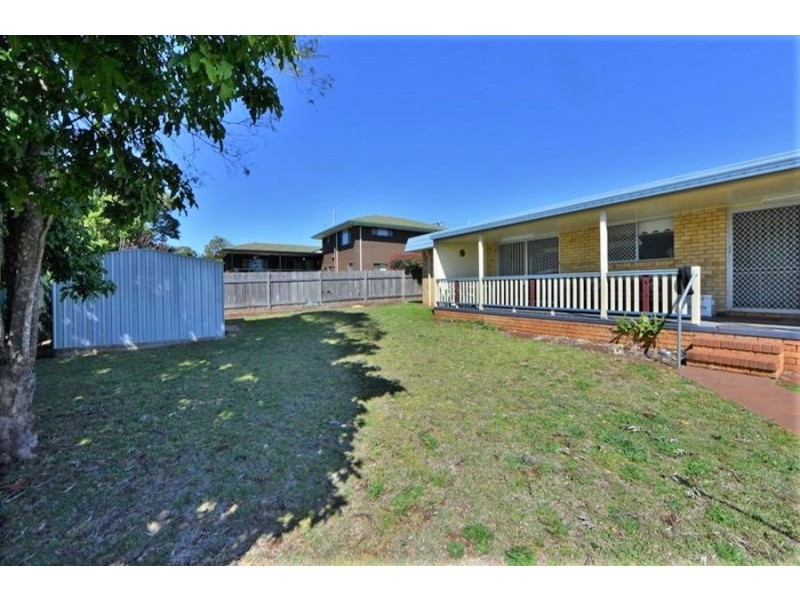 10 Elliott Street, Kearneys Spring QLD 4350