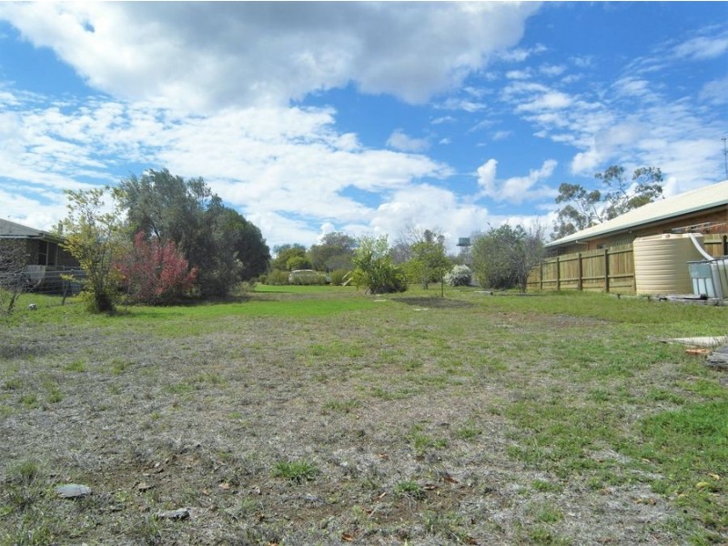 40 Stratford Drive, Wyreema QLD 4352