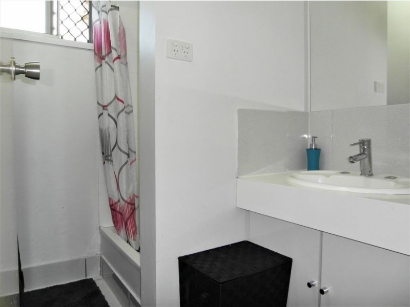 264 Tor Street, Rockville QLD 4350