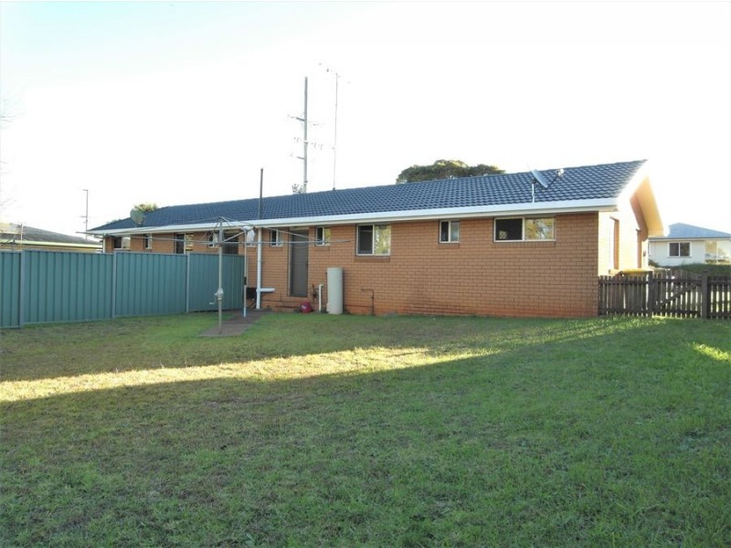 264 Tor Street, Rockville QLD 4350