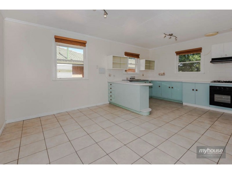 40 Wentworth Street, Centenary Heights QLD 4350