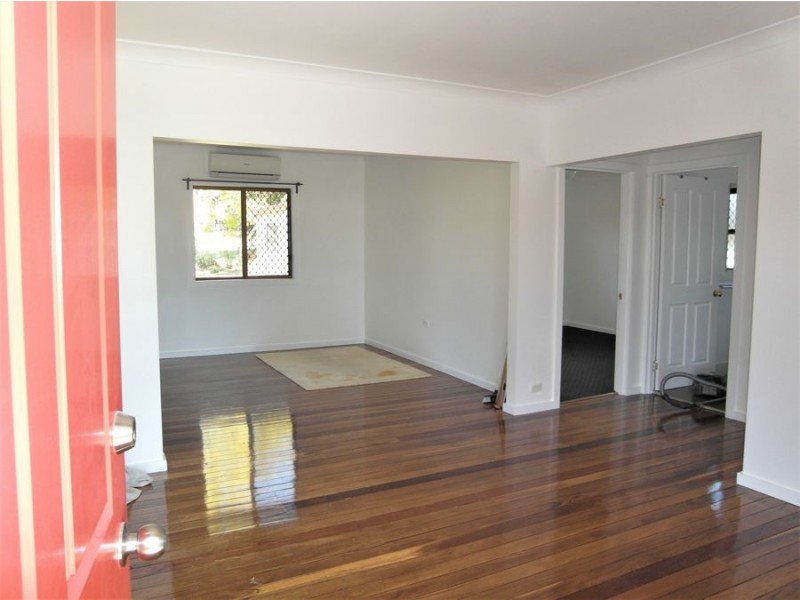 20 Norah Street, Centenary Heights QLD 4350