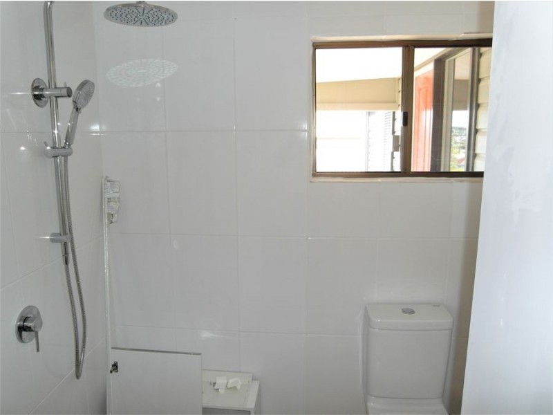 20 Norah Street, Centenary Heights QLD 4350