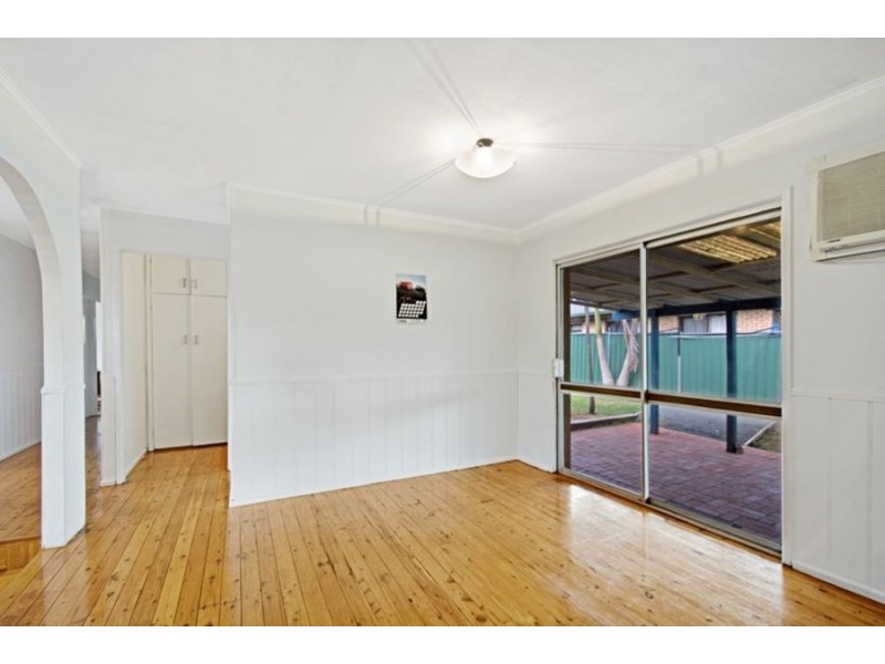 1 Baird Street, Kearneys Spring QLD 4350