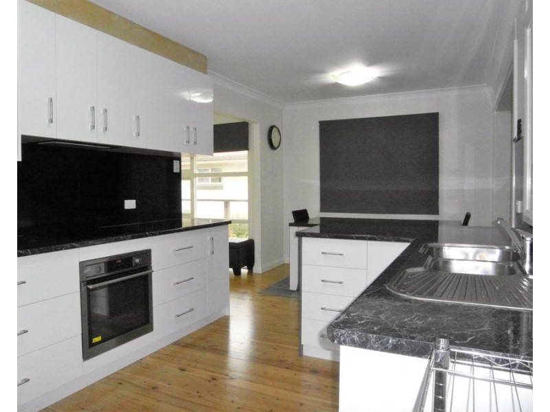 8 Patrick Street, Harristown QLD 4350