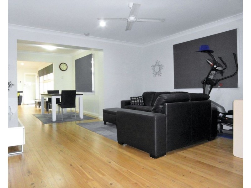 8 Patrick Street, Harristown QLD 4350