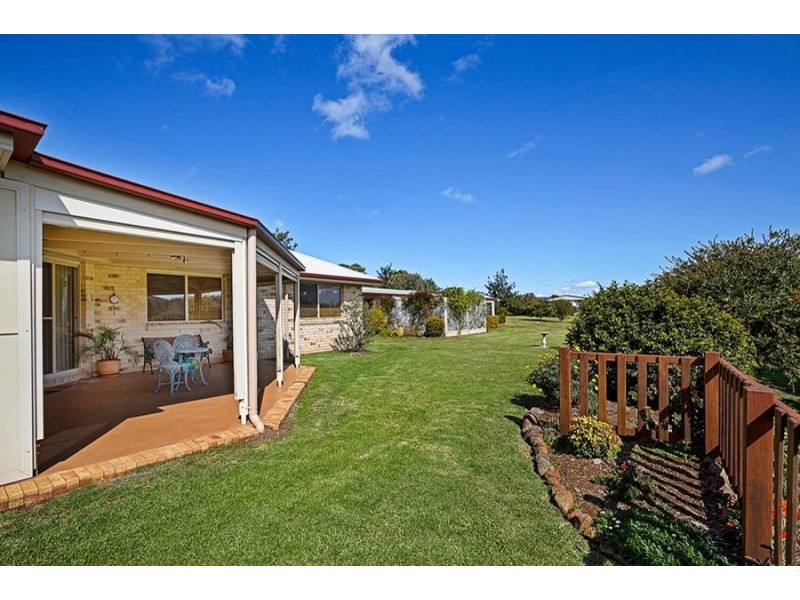 27 Cole Drive, Highfields QLD 4352