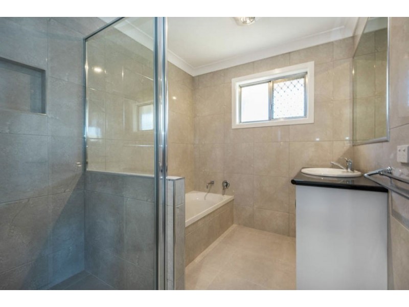 71 Debra Street, Centenary Heights QLD 4350