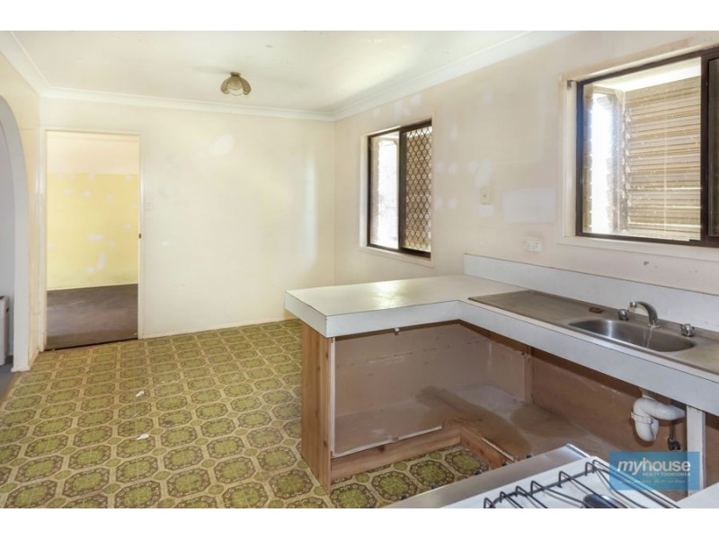 529 Greenwattle Street, Glenvale QLD 4350