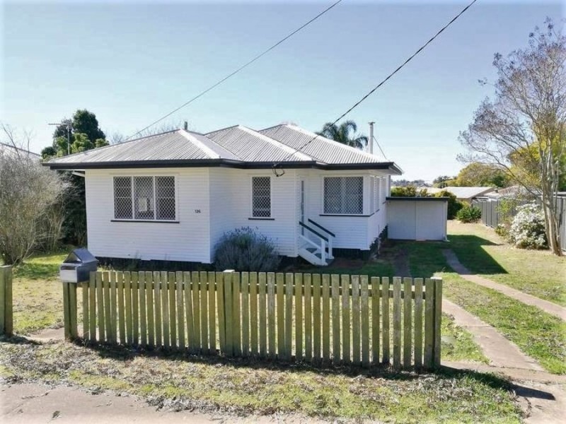 126 Ramsay Street, Centenary Heights QLD 4350