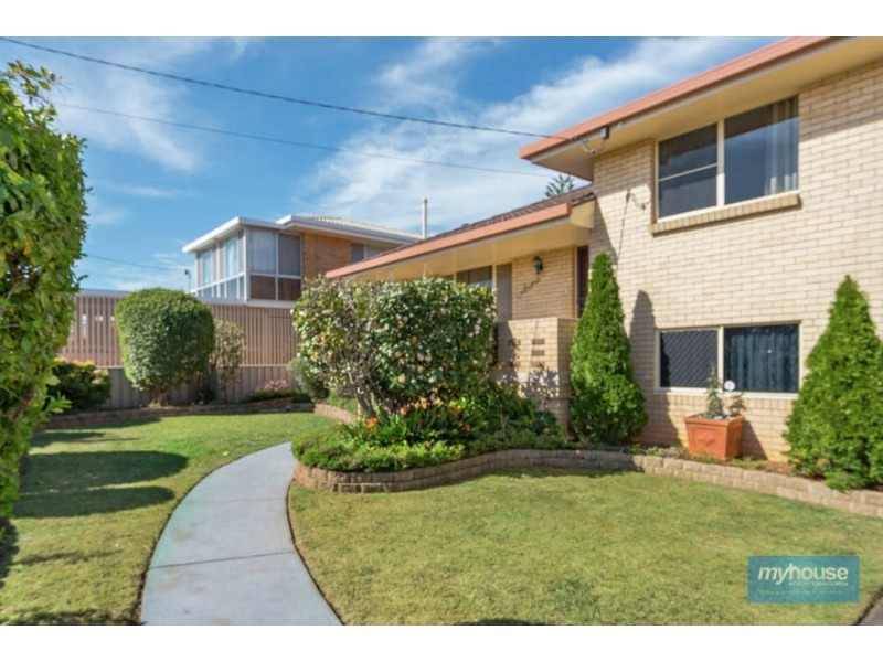 10 Erin Street, Wilsonton QLD 4350