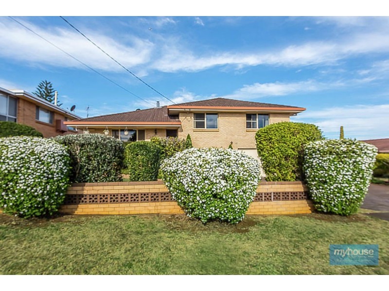 10 Erin Street, Wilsonton QLD 4350