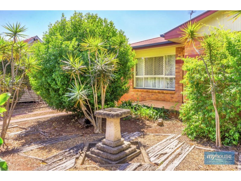 11 McCook Street, South Toowoomba QLD 4350