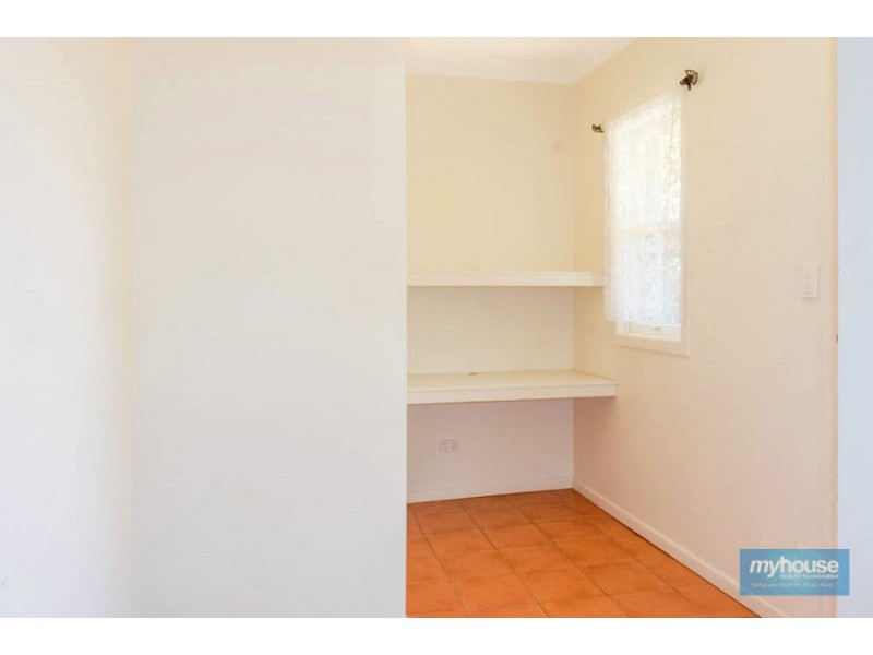 11 McCook Street, South Toowoomba QLD 4350