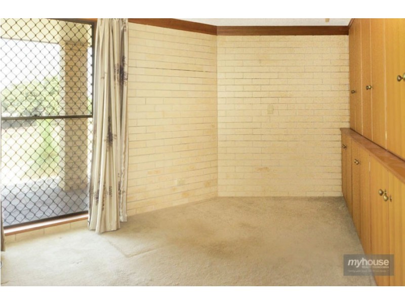 17 Niddrie Drive, Middle Ridge QLD 4350