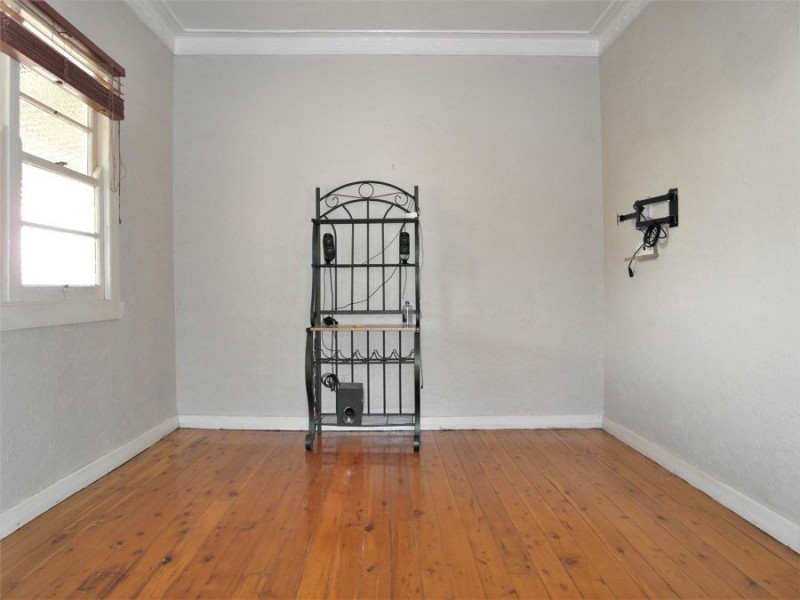 7 Cay Street, Newtown QLD 4350