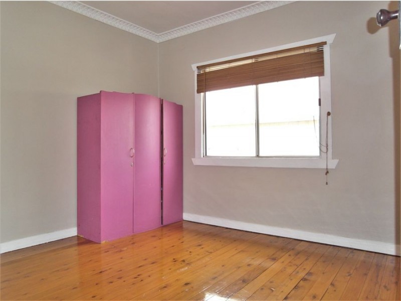 7 Cay Street, Newtown QLD 4350