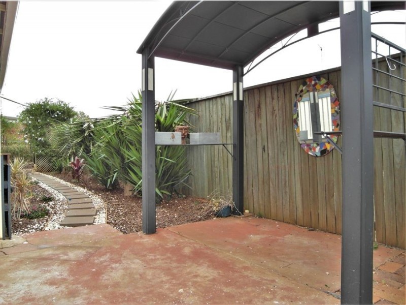 7 Cay Street, Newtown QLD 4350