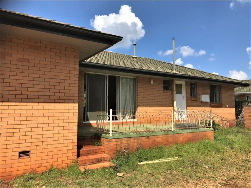 1 Winifred Street, South Toowoomba QLD 4350
