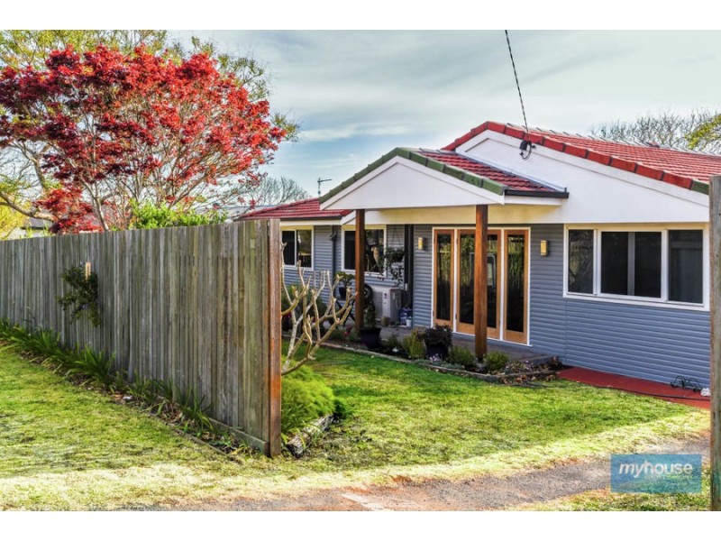 25 McIntyre Street, Centenary Heights QLD 4350