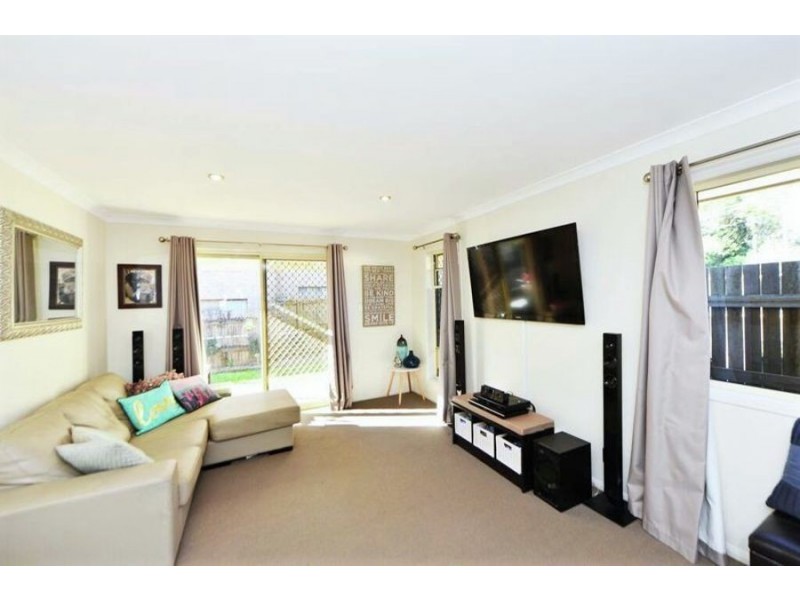3/27 Gladstone Street, Newtown QLD 4350