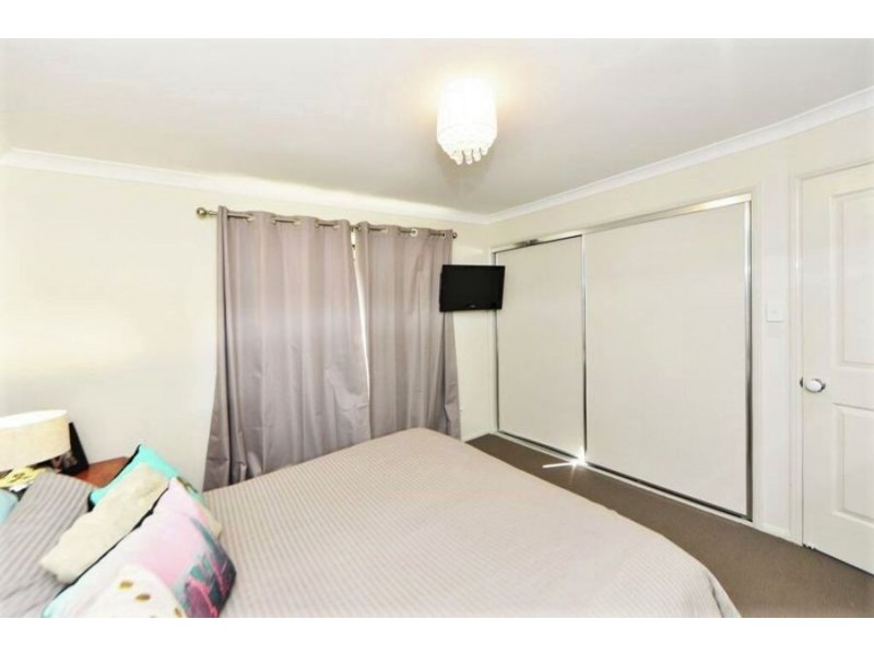 3/27 Gladstone Street, Newtown QLD 4350