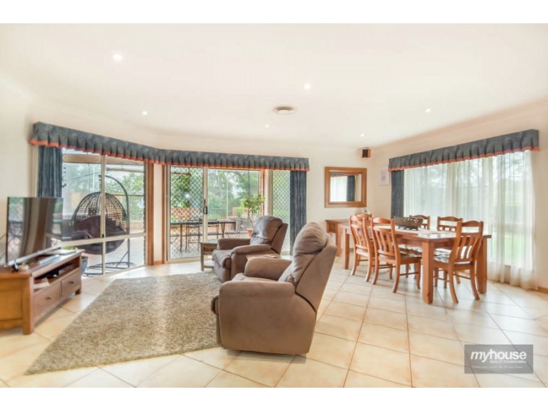 3 Kennedy Street, Cabarlah QLD 4352