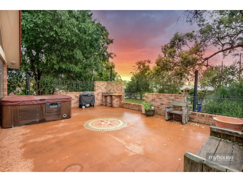 3 Kennedy Street, Cabarlah QLD 4352