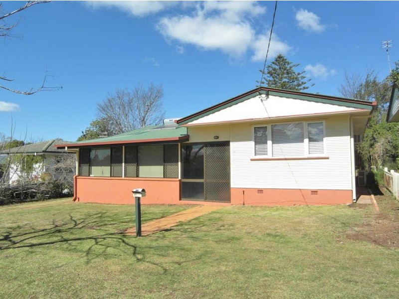 44 Bass Street, Centenary Heights QLD 4350