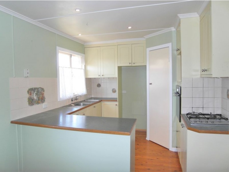 44 Bass Street, Centenary Heights QLD 4350