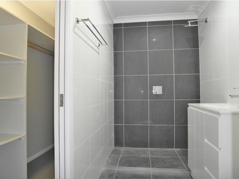 44 Bass Street, Centenary Heights QLD 4350