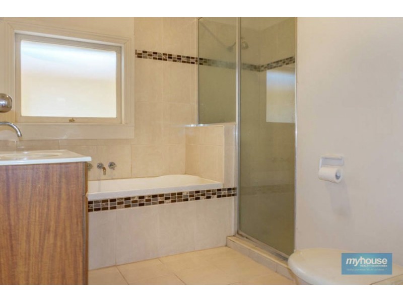 11 McCook Street, South Toowoomba QLD 4350