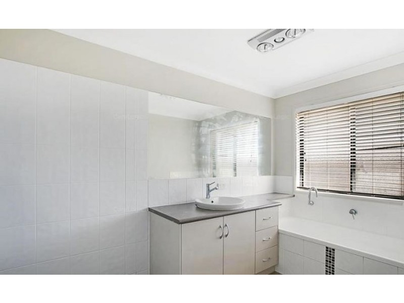 34 Shoesmith Road, Westbrook QLD 4350