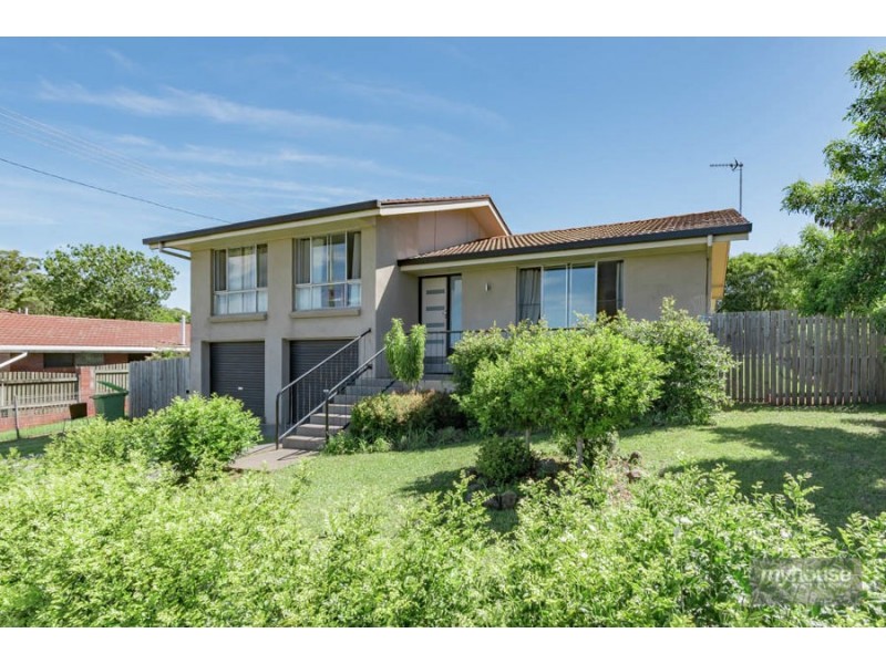 17 Martini Street, Mount Lofty QLD 4350
