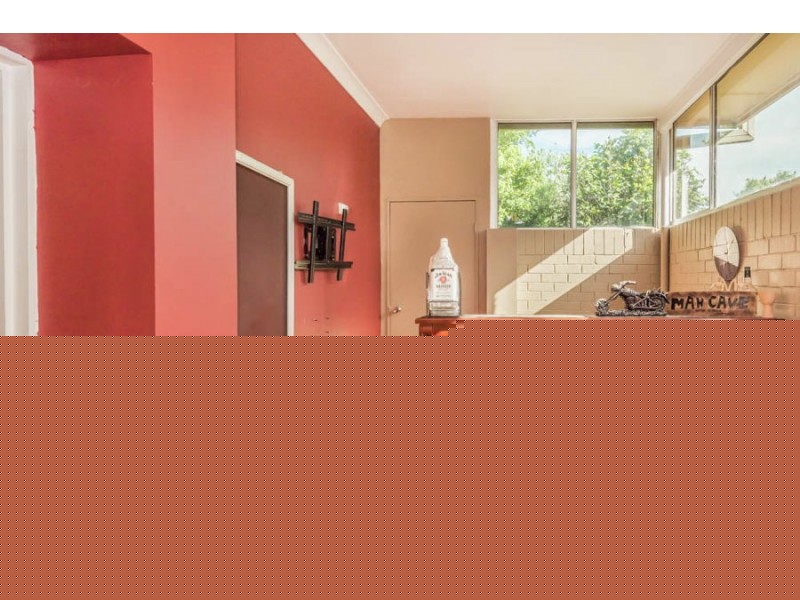 17 Martini Street, Mount Lofty QLD 4350