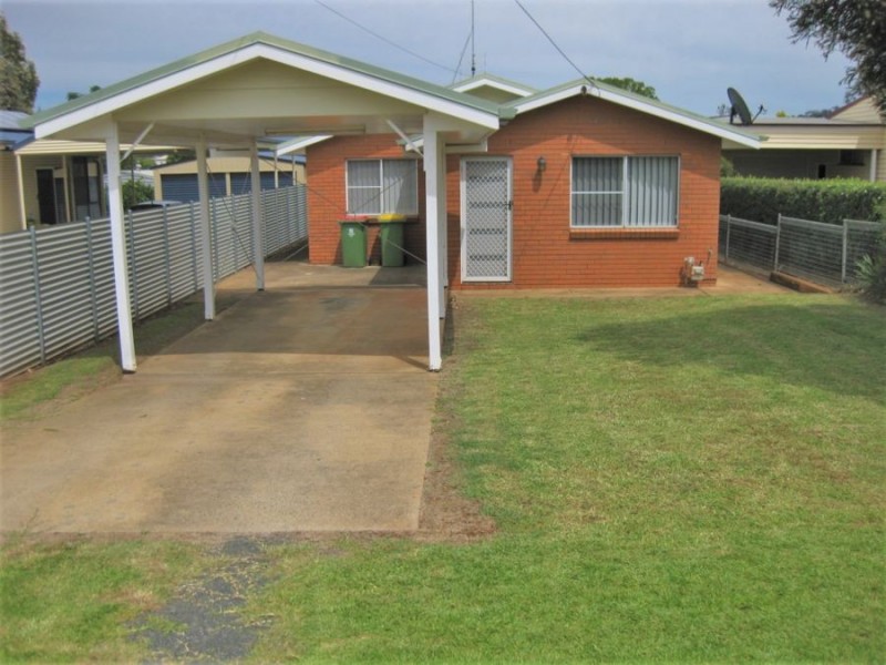 17a Kenilworth Street, North Toowoomba QLD 4350