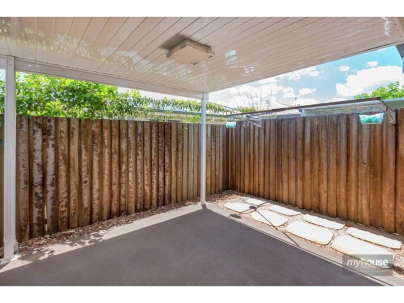 2/152 Kearney Street, Kearneys Spring QLD 4350