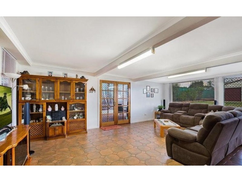 18 Mansford Street, North Toowoomba QLD 4350