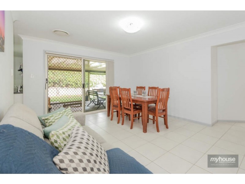 34 Wareena Crescent, Glenvale QLD 4350