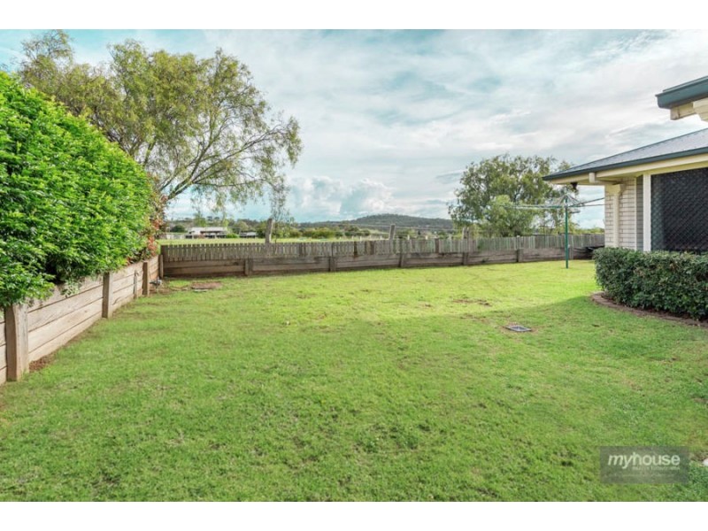 34 Wareena Crescent, Glenvale QLD 4350