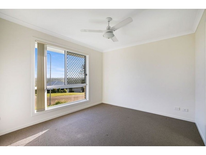 3 Westview Drive, Mount Kynoch QLD 4350