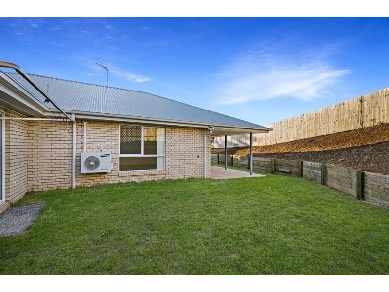 3 Westview Drive, Mount Kynoch QLD 4350