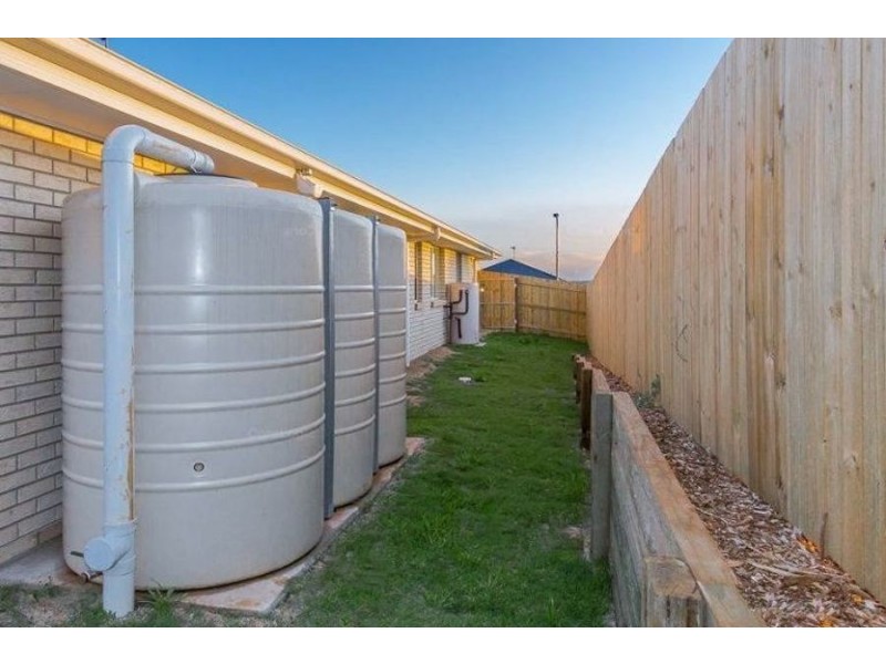 3 Westview Drive, Mount Kynoch QLD 4350