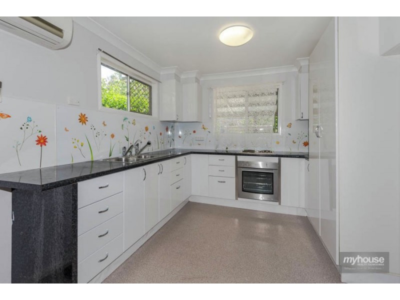 7 Airforce Road, Helidon QLD 4344