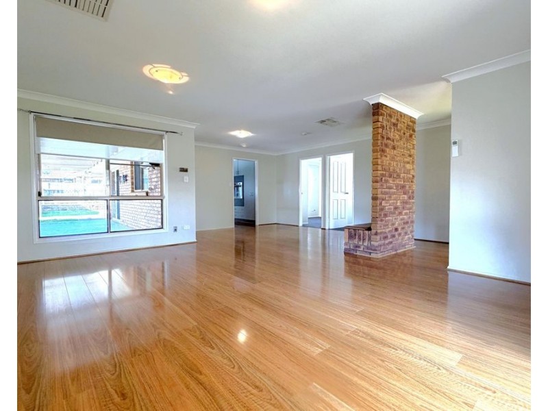 15 Poinciana Street, Newtown QLD 4350