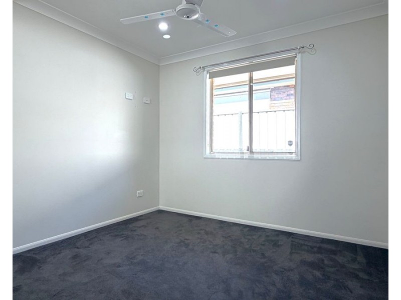 15 Poinciana Street, Newtown QLD 4350