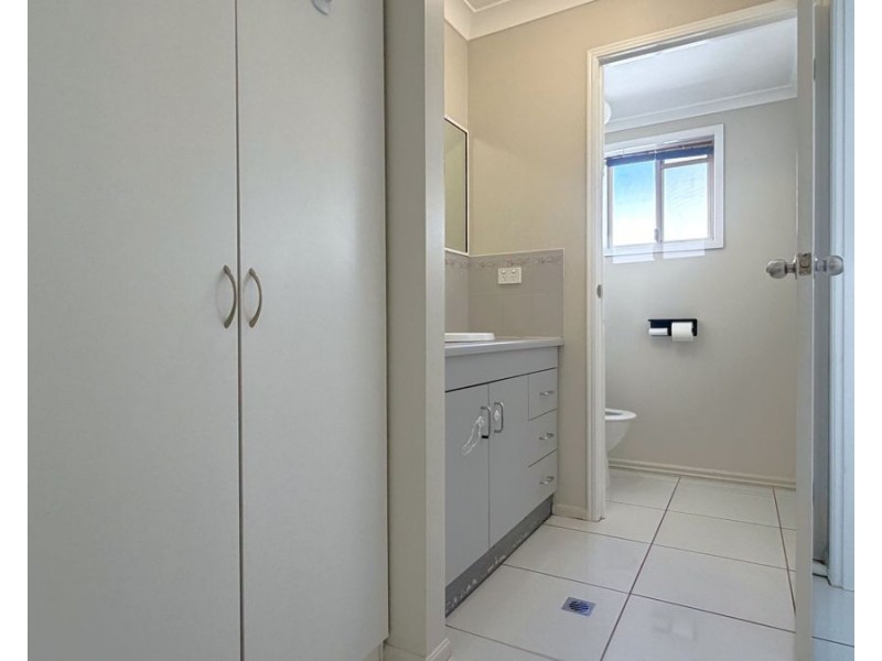 15 Poinciana Street, Newtown QLD 4350